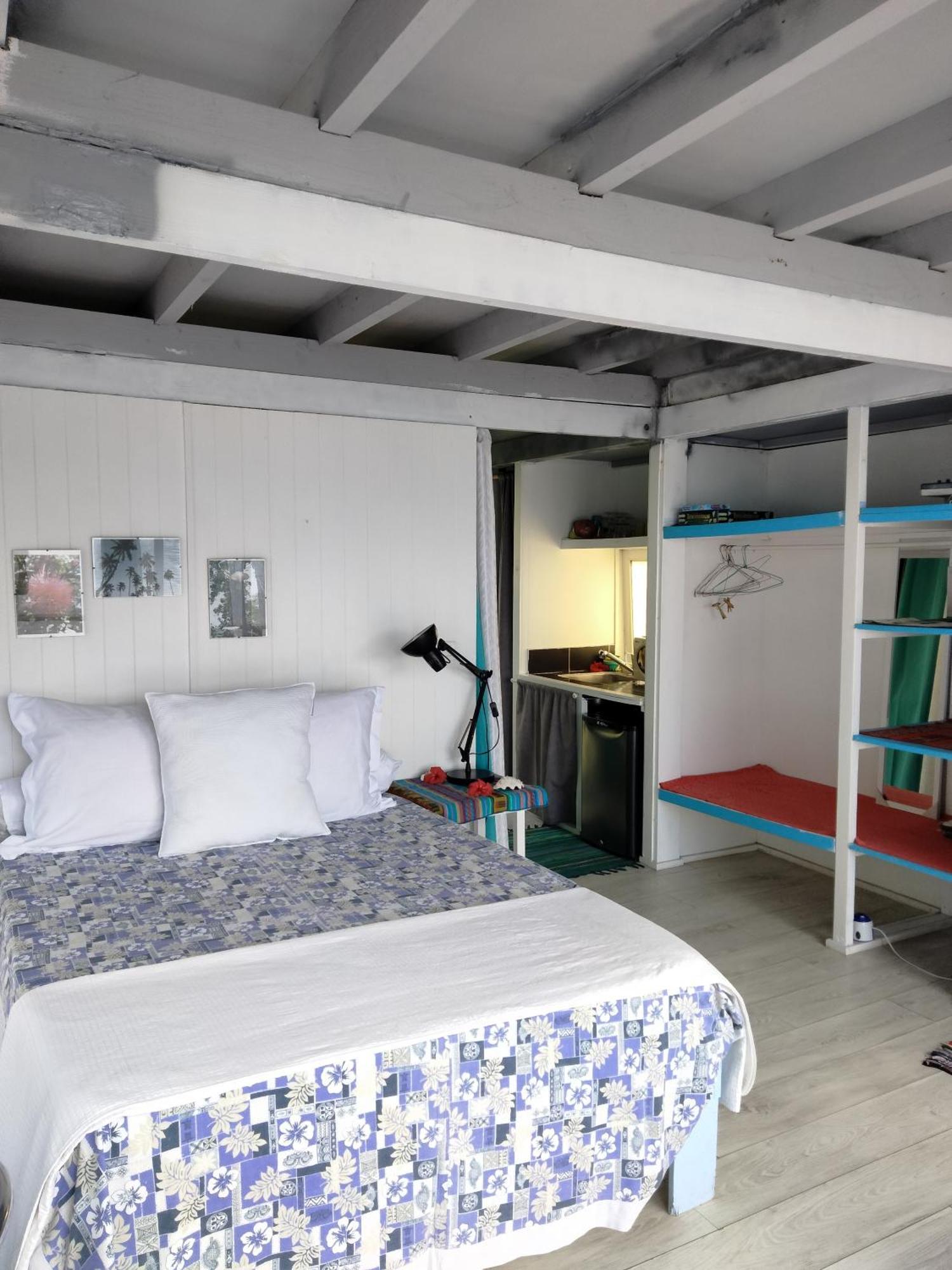 Bungalow Vue Lagon 180 Degre, La Maison Bleue موريا المظهر الخارجي الصورة